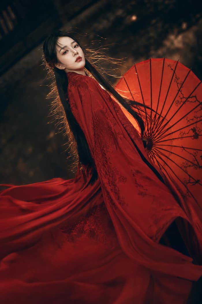 古典中国奇幻·红汉服油纸伞时尚大片